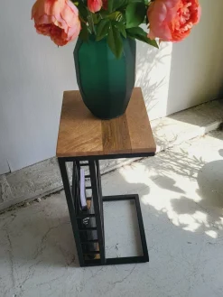 Benoa Bijzettafel industrieel sofa zwart met open vak New