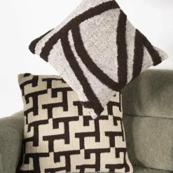 By Boo Kussen Ziggy – bruin Online