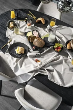 Eleonora Eettafel Aron ovaal 300x110 - zwart Sale