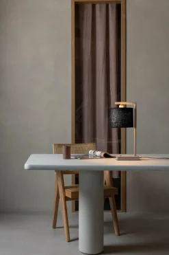 it's about RoMi Tafellamp Boston zand/kap 1815 zwart Sale