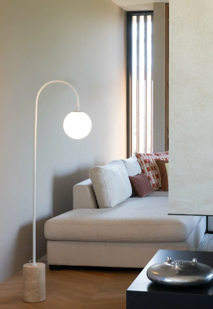 it's about RoMi Vloerlamp Tivoli wit New