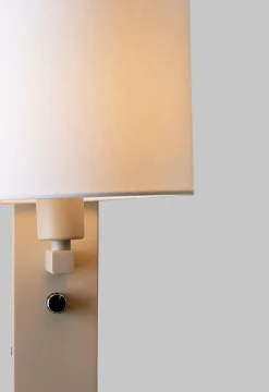 it's about RoMi Wandlamp Florence zand/kap 1815 wit Best