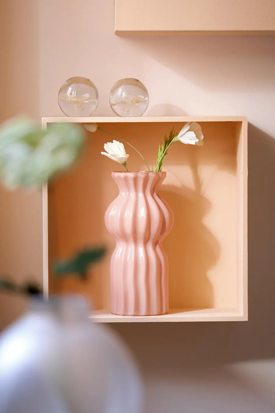 Light en Living Ornament Ø8x8 cm FLOWER glas lichtroze+groen Clearance