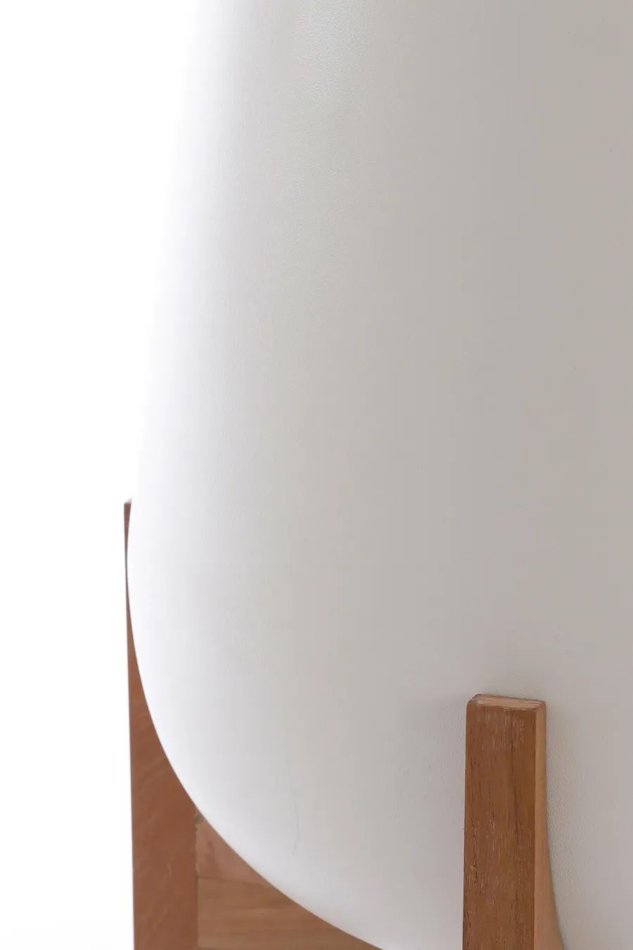 Light en Living Pot deco op voet Ø36x50 cm KARUNA hout+mat crème Clearance