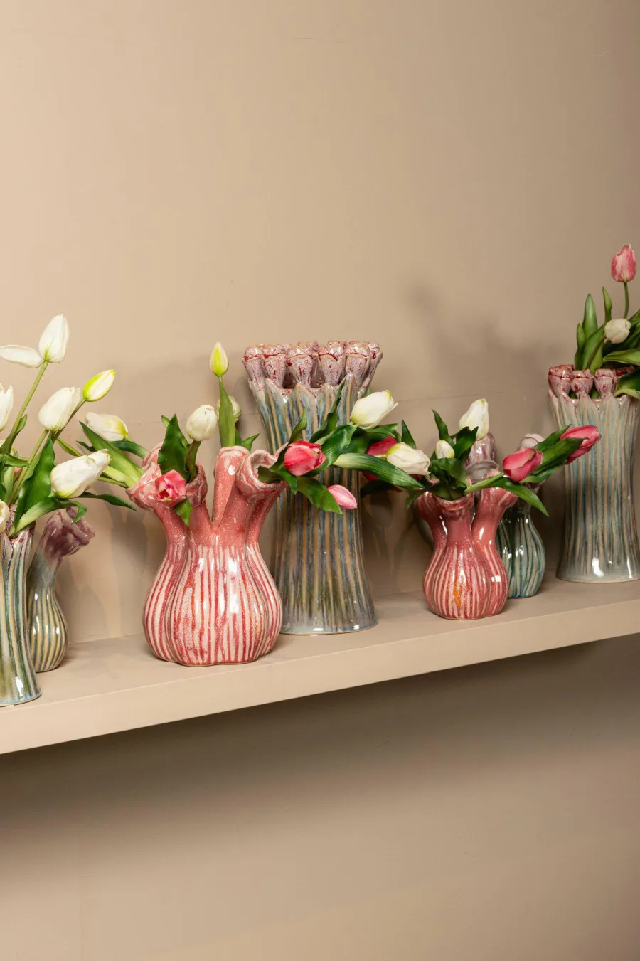 PTMD Vaas Annmarie Light Pink ceramic flower shape tubes S Sale