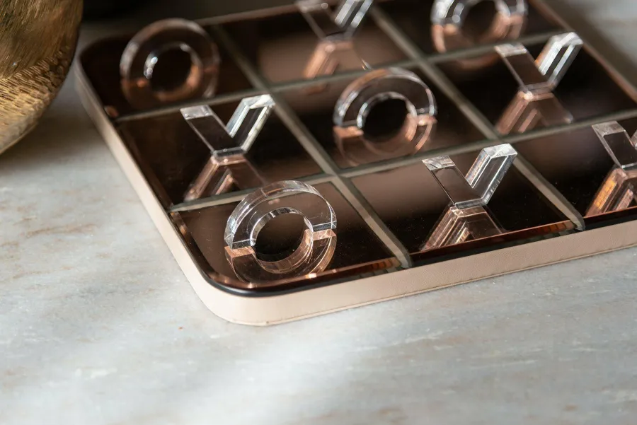 Richmond Interiors Tic Tac Toe Caylin New