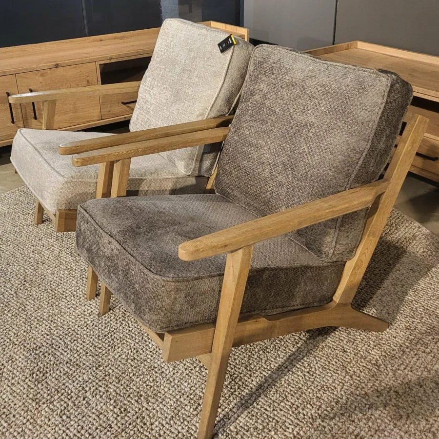 WoonMax Fauteuil Osaka met houten armleuning - taupe Outlet