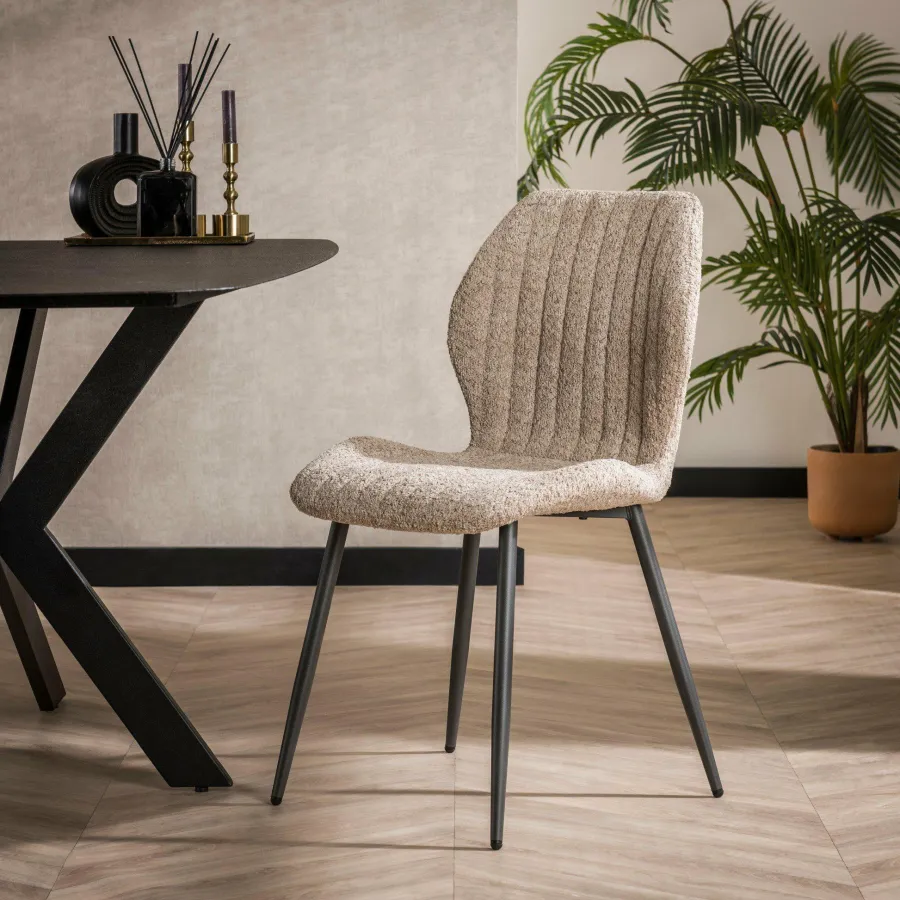 WoonStijl Eetkamerstoel Lende Boucle zandkleur Clearance
