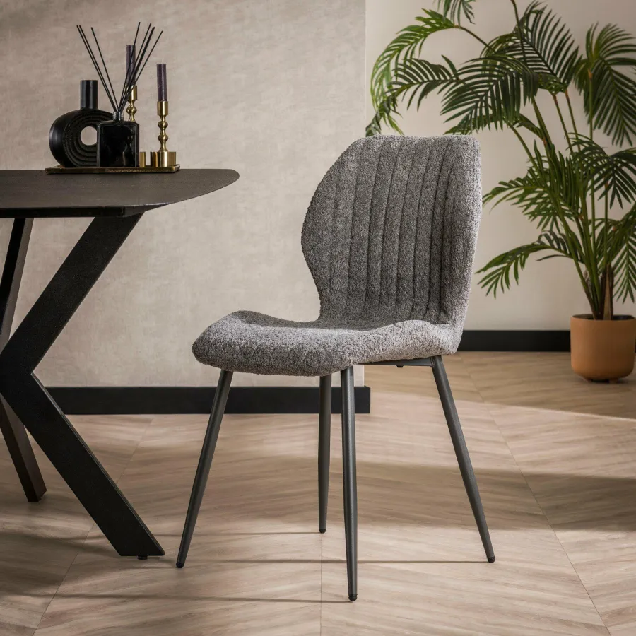 WoonStijl Eetkamerstoel Lende Boucle grijs New