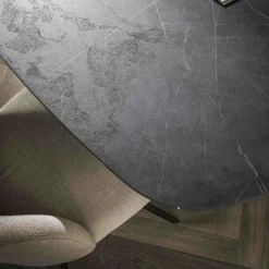 WoonStijl Eetkamertafel 215 deens ovaal zwart bruin New