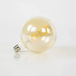 WoonStijl Lichtbron LED [G150] filament bol Ø15 / Amberkleurig glas (8469) Hot