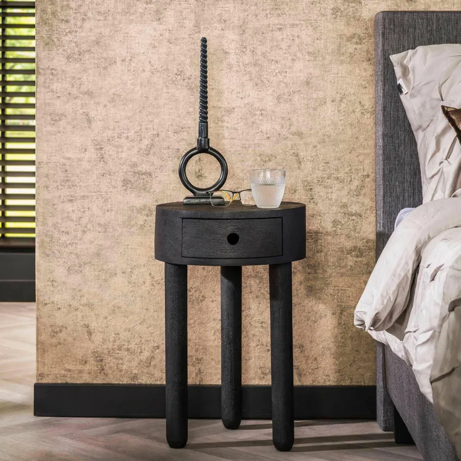 WoonStijl Nachtkastje Round zwart acacia met 1 lade Clearance