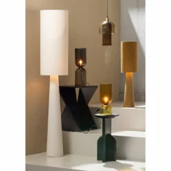 Woood KIONI smalle bijzettafel acacia hout zwart